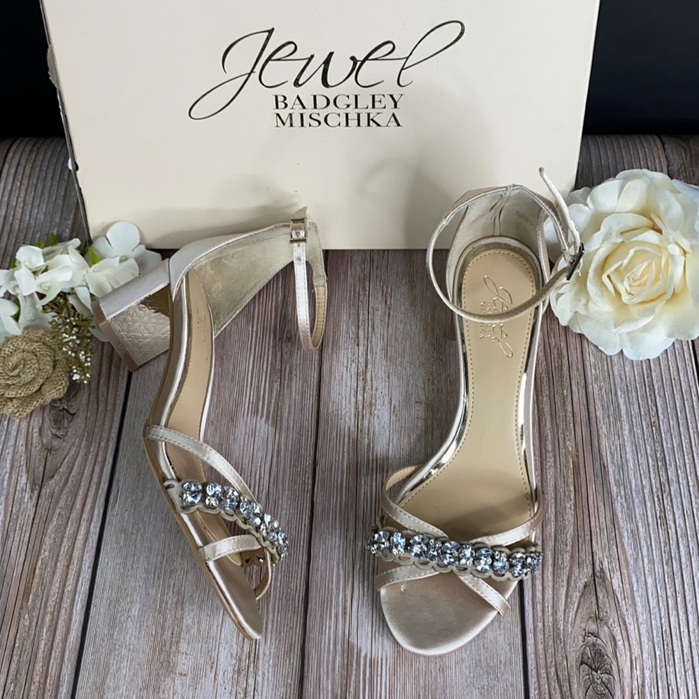 Jewel Badgley Mischka champagne Sandals